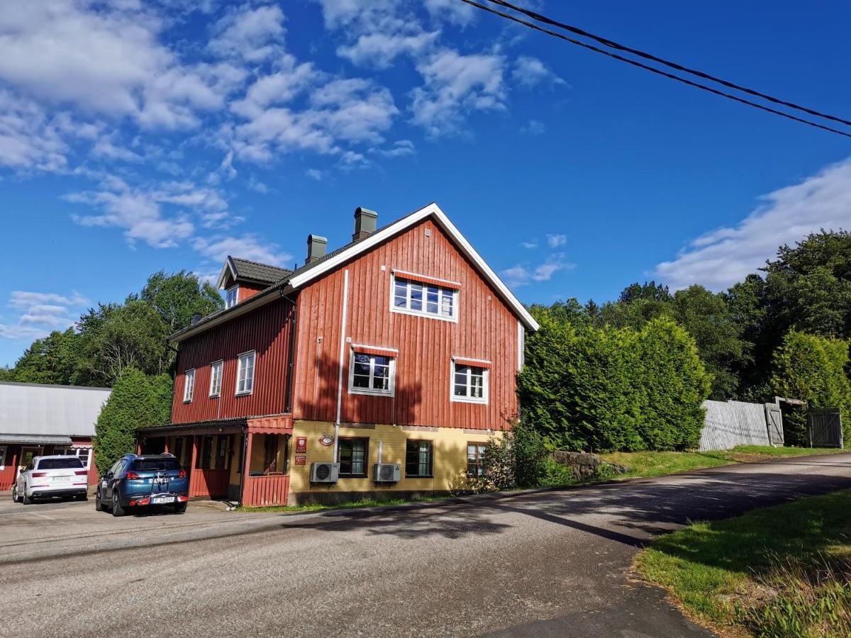 Yaberg Affaeren Bed and Breakfast Hyltebruk Buitenkant foto